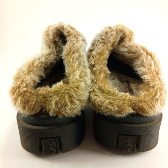 Skechers Fortress Clog/Slipper Suede Faux Fur Lined Chunky Women's 7.5.......... - Picture 4 of 11